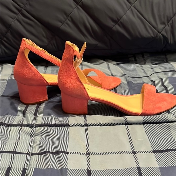 New Pink Suede Block Heel Sandals size 9 - Picture 6 of 9